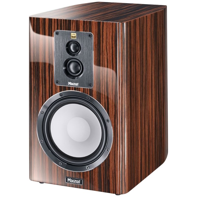 Magnat Signature 903 Bookshelf Speakers (Pair)